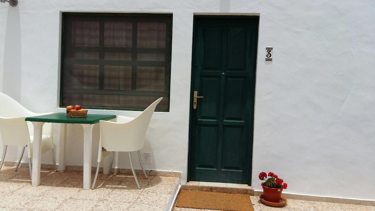 Apartamentos Los Vientos Orzola Exterior photo